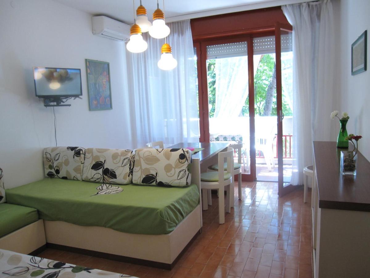 Appartamento Pineta Marina Γκράντο Εξωτερικό φωτογραφία
